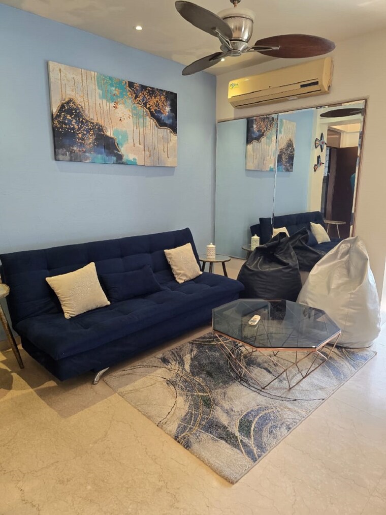 Living Room, bandra west 2 Bedroom 700 Sq.Ft. Apartment In Bandra West Mumbai 9519960