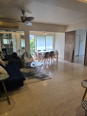 2 BHK Apartment For Rent in Bandra West