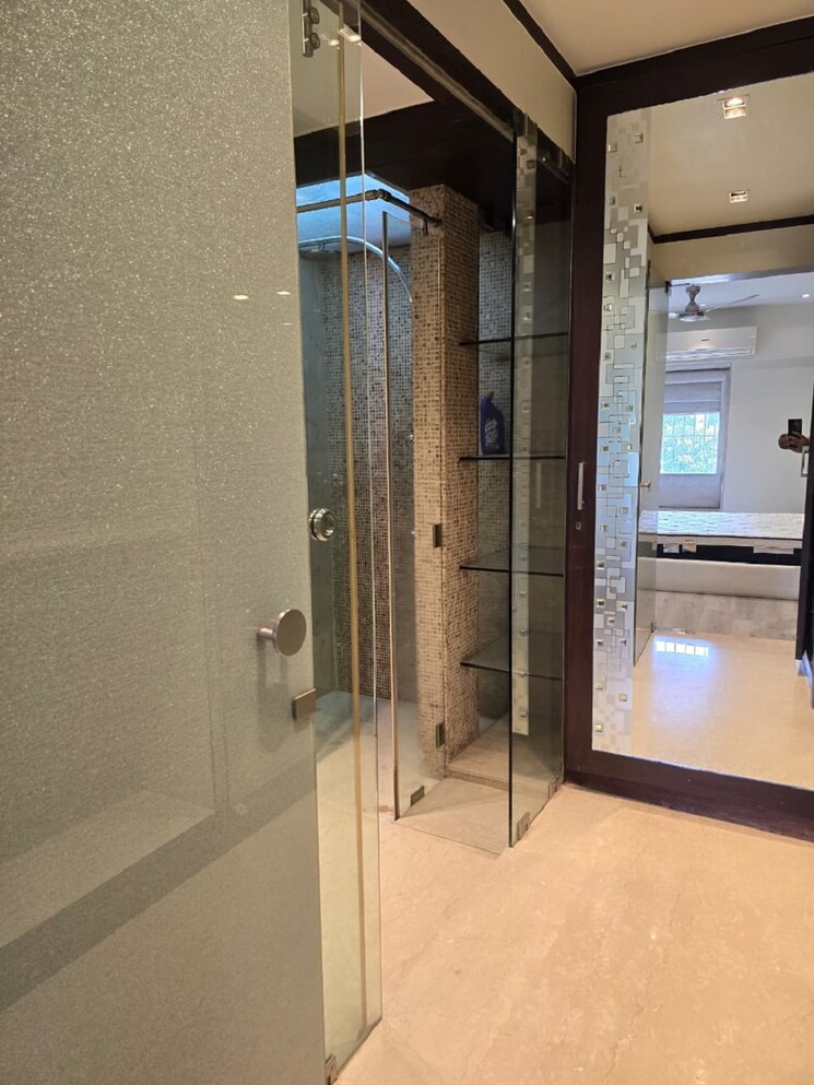 undefined, bandra west 2 Bedroom 700 Sq.Ft. Apartment In Bandra West Mumbai 9519960