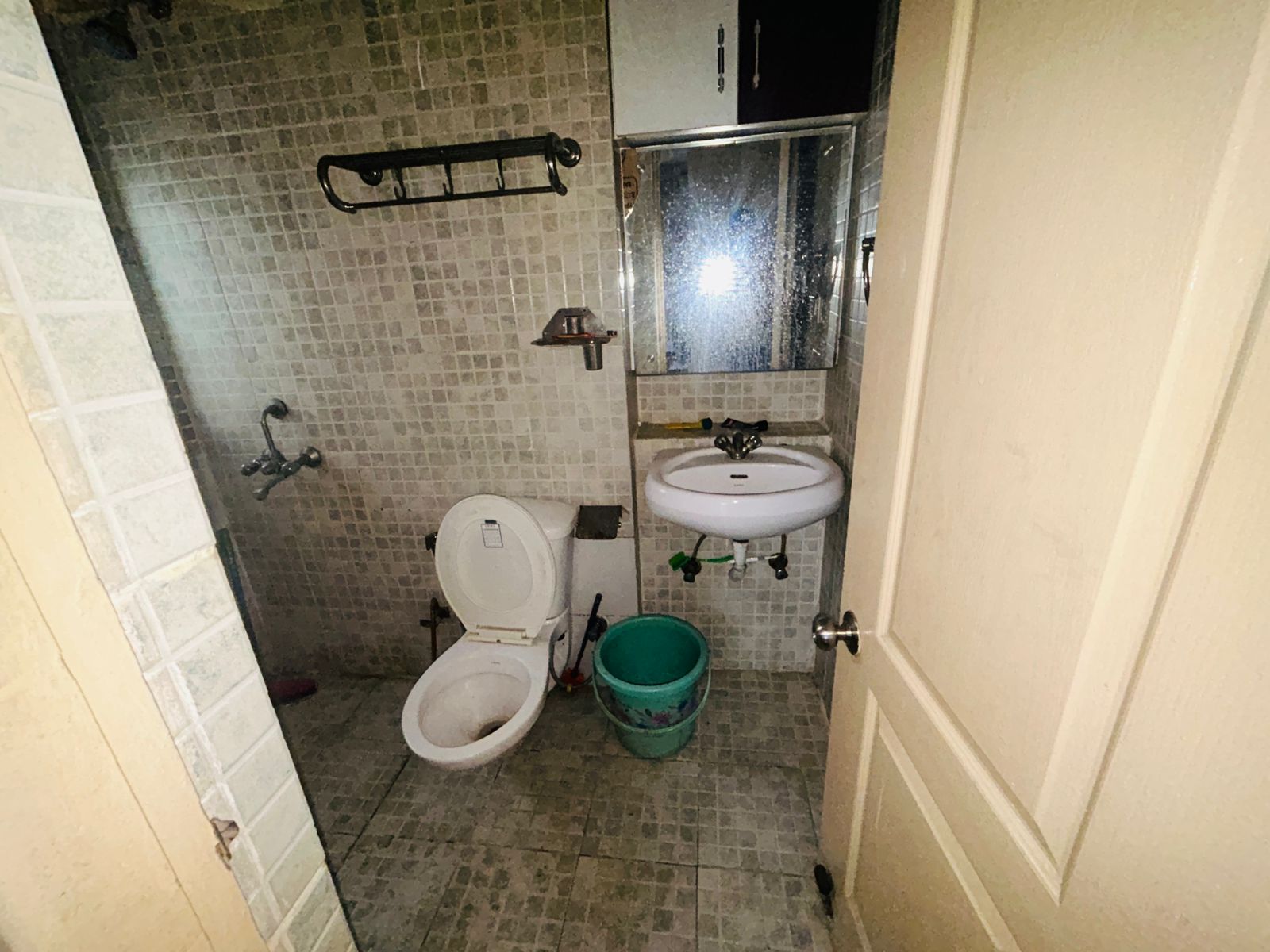 Bathroom in 3 BHK Apartment at Paras Tierea, Sector 137 – for Rent