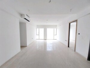 3 BHK Apartment For Rent in Lodha Parkside, Worli