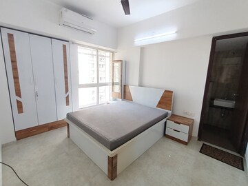 Bedroom in 2 BHK Apartment at Lodha Amara, Kolshet Road – for Rent