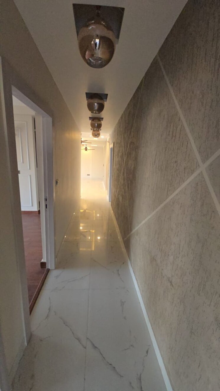 Room, beta i greater noida 4 Bedroom 3300 Sq.Ft. Independent House In Beta I Greater Noida Greater Noida 9520032