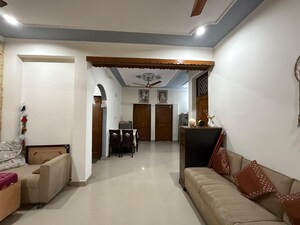 Living Room in 2 BHK Builder Floor at Sector 22 – for Rent