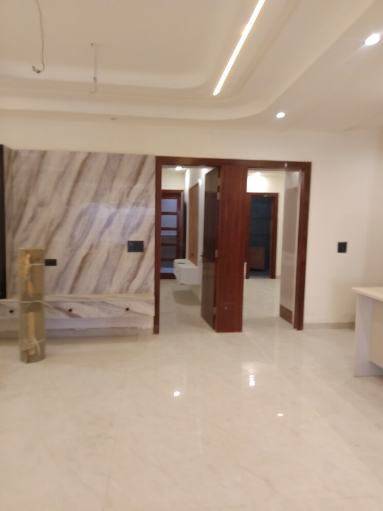 Room, lohgarh 6 Bedroom 1850 Sq.Ft. Independent House In Lohgarh Zirakpur 9520052