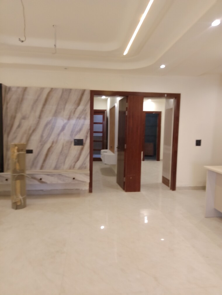 Room, lohgarh 6 Bedroom 1850 Sq.Ft. Independent House In Lohgarh Zirakpur 9520052