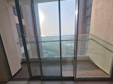 Building Lobby in 3 BHK Apartment at Piramal Mahalaxmi, Mahalaxmi – for Rent