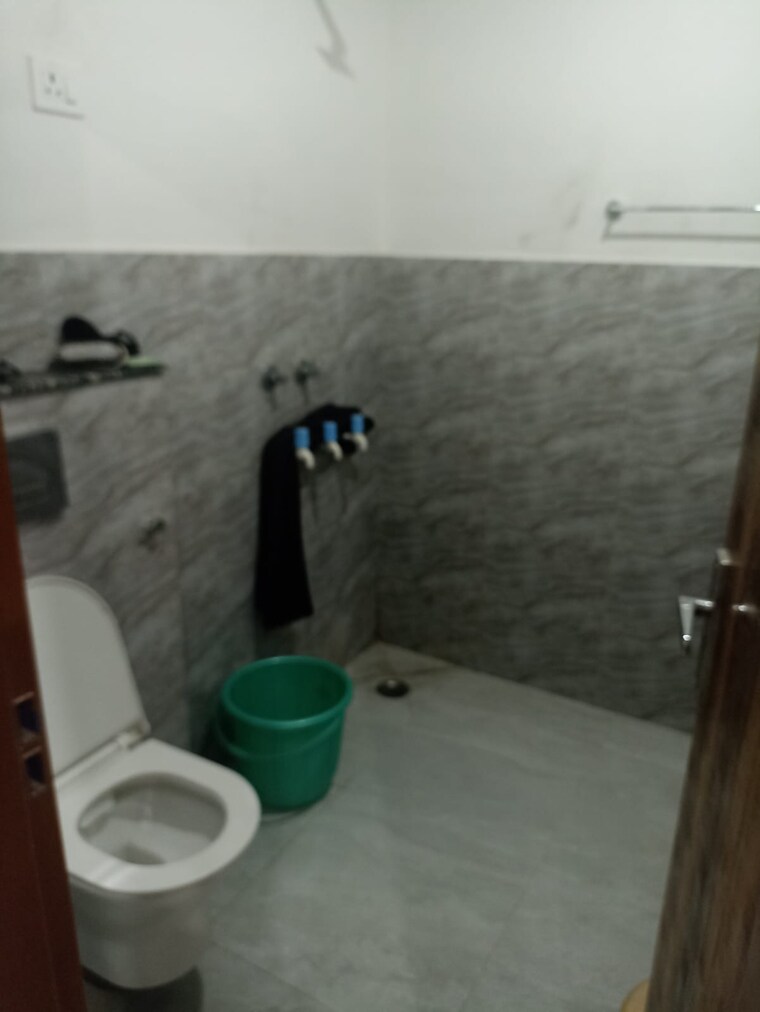 Bathroom, beta i greater noida 2 Bedroom 800 Sq.Ft. Independent House In Beta I Greater Noida Greater Noida 9520133