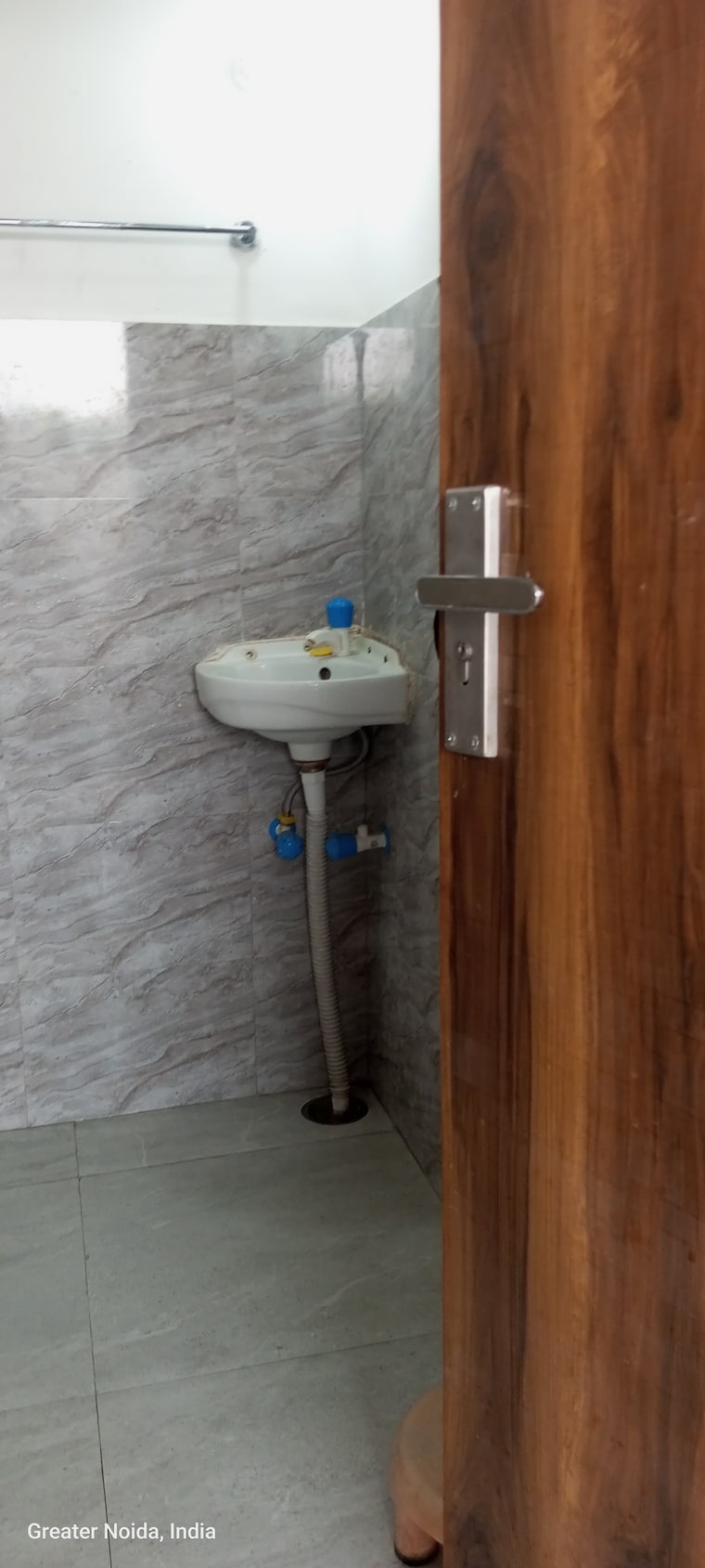 Bathroom, beta i greater noida 2 Bedroom 800 Sq.Ft. Independent House In Beta I Greater Noida Greater Noida 9520133
