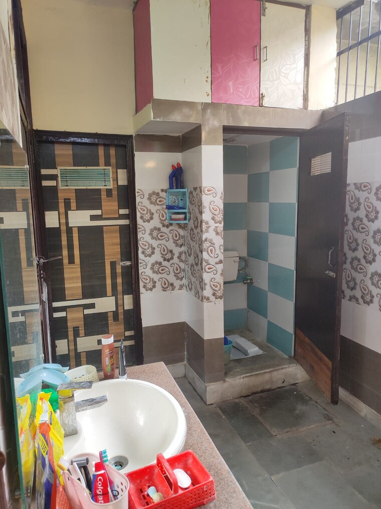 Other, beta i greater noida 2 Bedroom 800 Sq.Ft. Independent House In Beta I Greater Noida Greater Noida 9520133