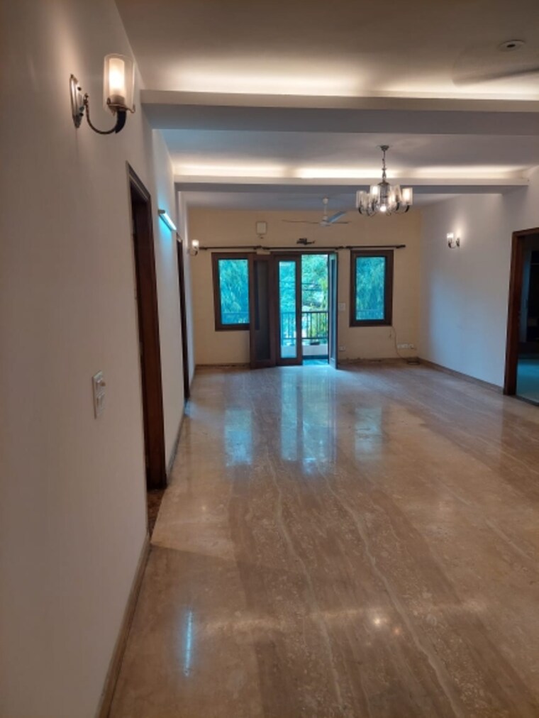 Living Room, greater kailash i 3 Bedroom 3300 Sq.Ft. Builder Floor In Greater Kailash I Delhi 9520228