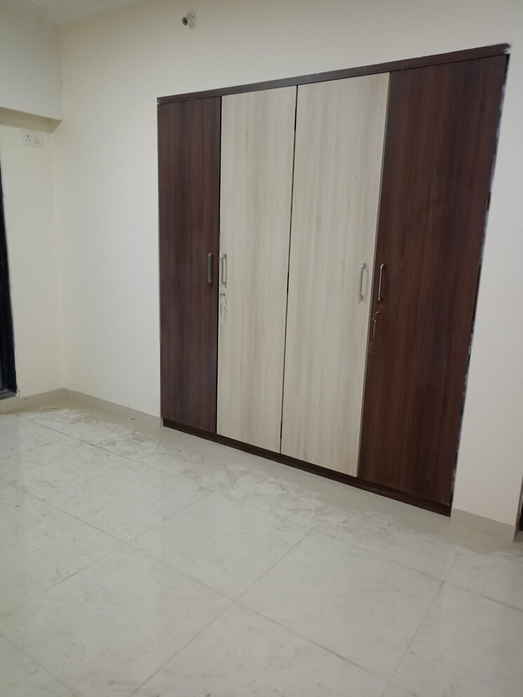Room, maitri-anand 2 Bedroom 600 Sq.Ft. Apartment In Louis Wadi Thane 9520280