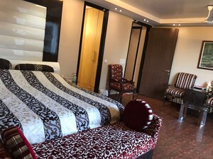 Master Bedroom in 4 BHK Builder Floor at Greater Kailash ii – for Rent