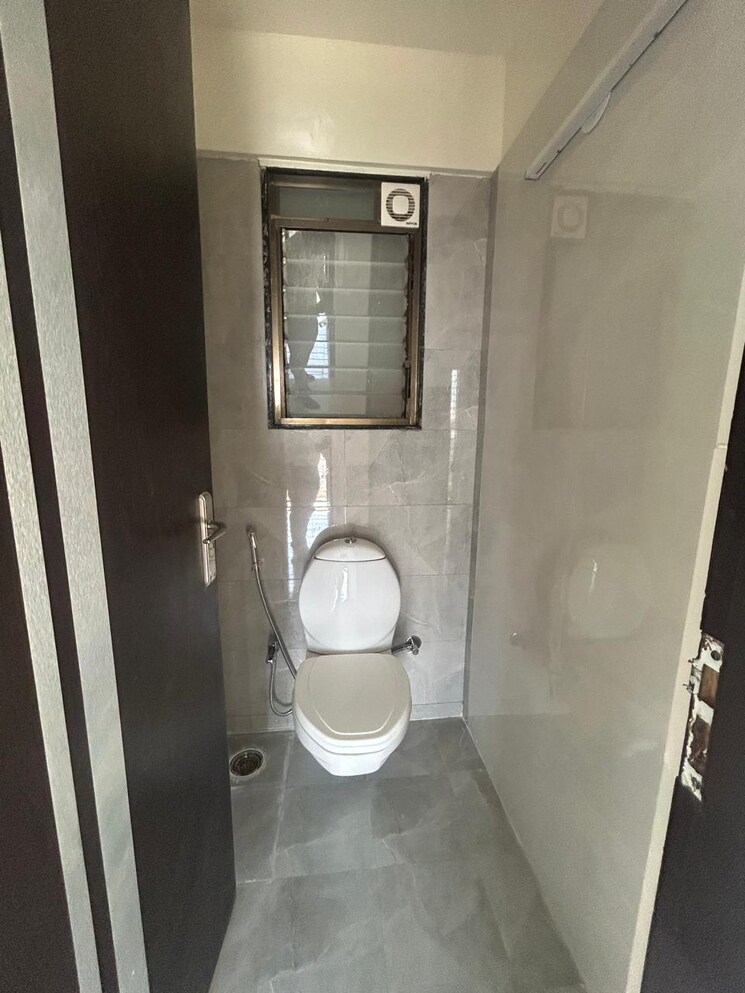 Bathroom, regency-sarvam 1 Bedroom 480 Sq.Ft. Apartment In Titwala Thane 9520365