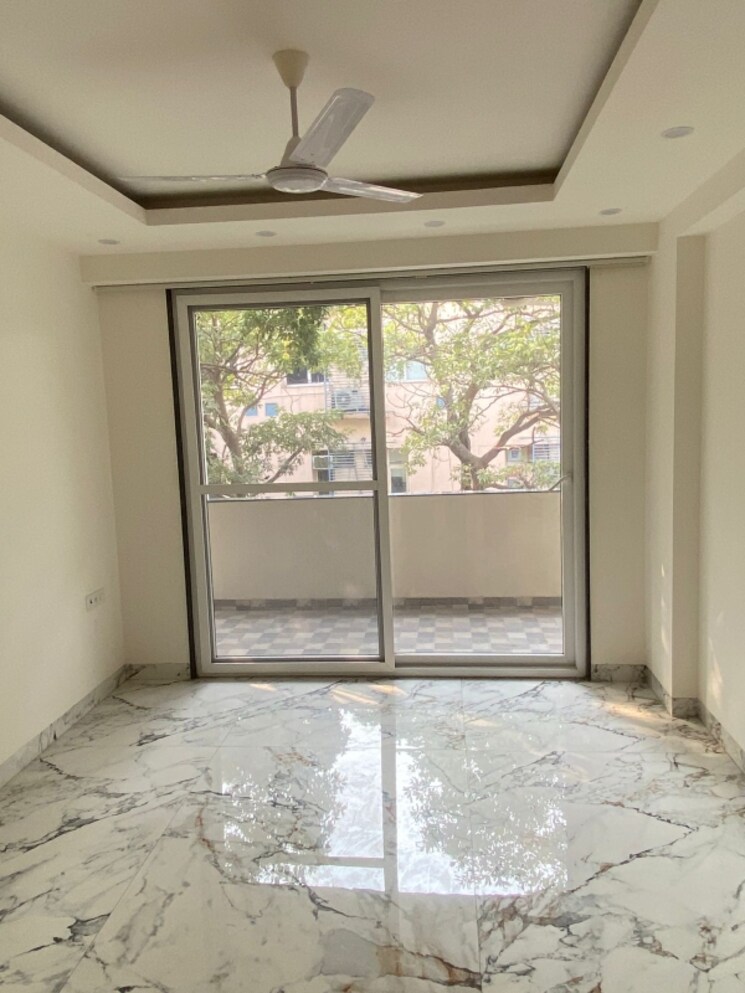 Room, south city 2 4 Bedroom 2200 Sq.Ft. Builder Floor In South City 2 Gurgaon 9520510