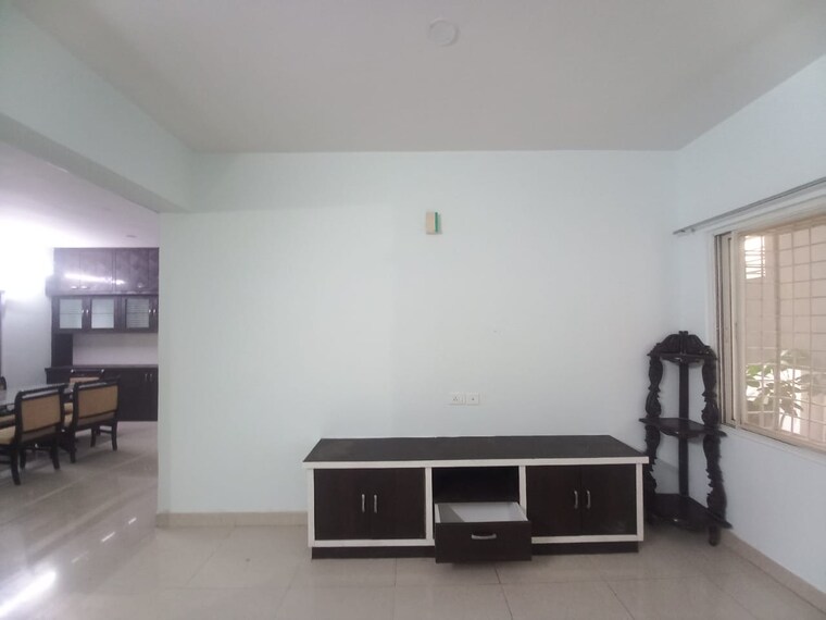 undefined, nawada 2 Bedroom 65 Sq.Yd. Builder Floor In Nawada Delhi 9520368