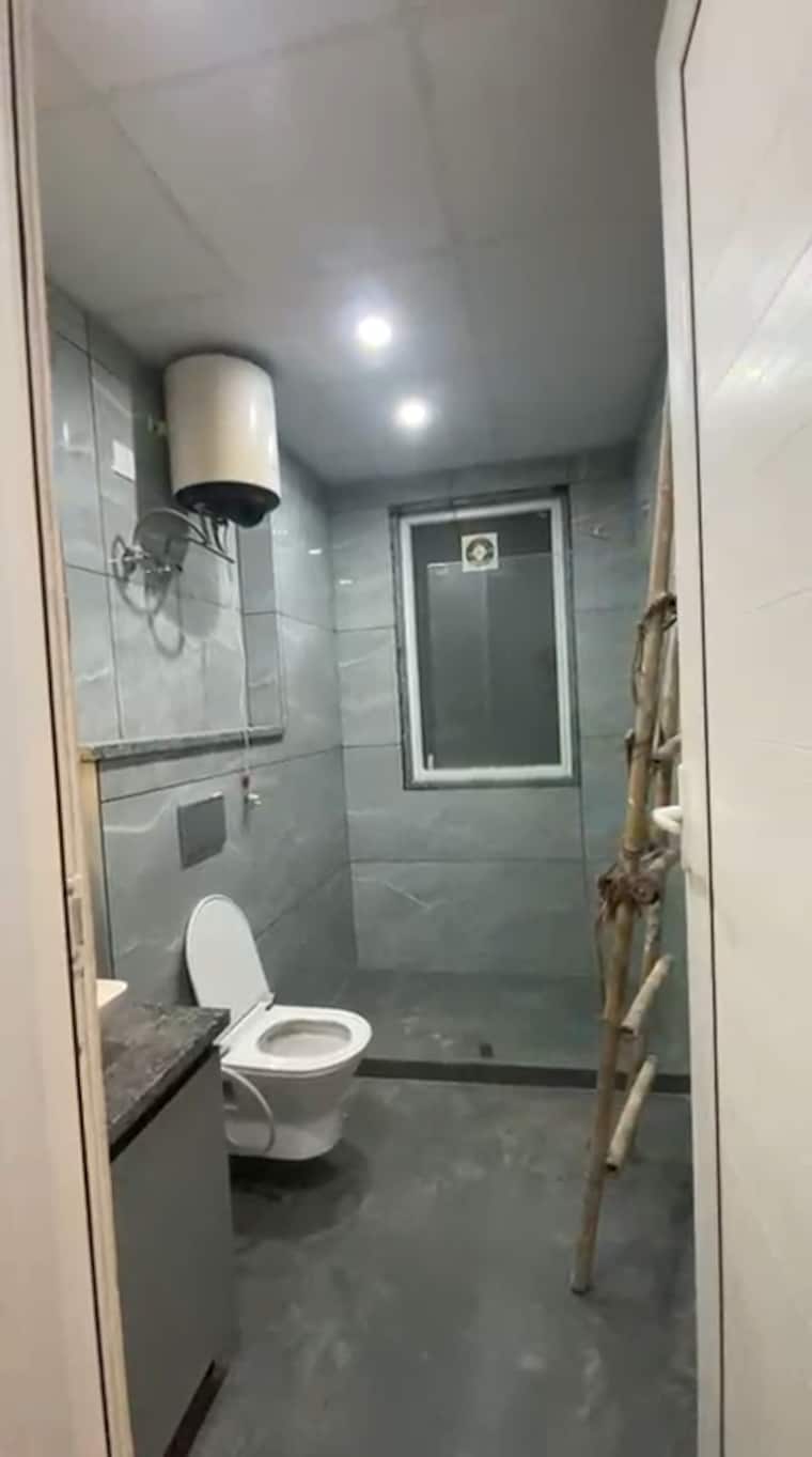 Bathroom, sector 24 1 Bedroom 750 Sq.Ft. Builder Floor In Sector 24 Gurgaon 9520532