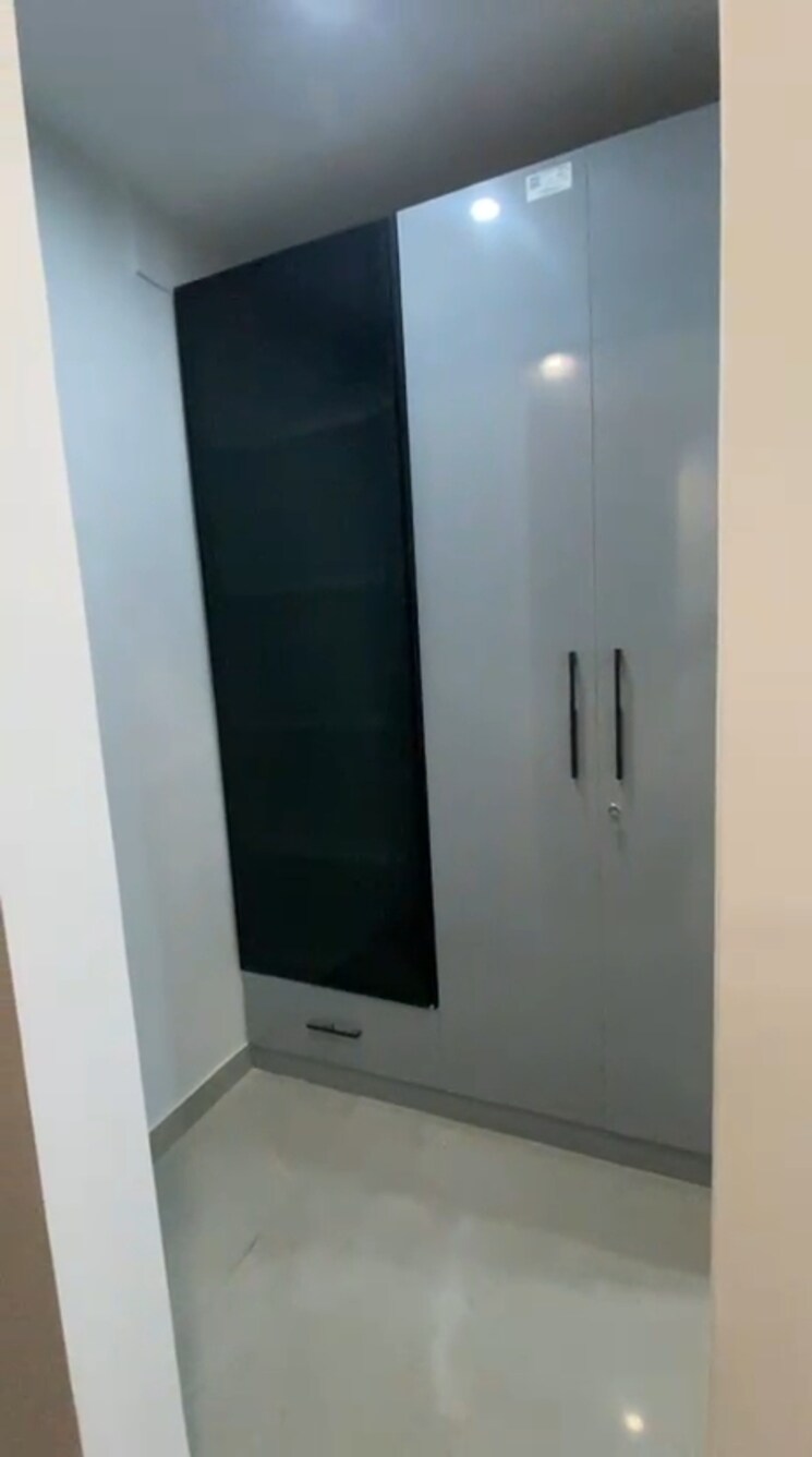 Room, sector 24 1 Bedroom 750 Sq.Ft. Builder Floor In Sector 24 Gurgaon 9520532