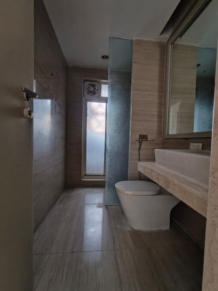 Attached Bathroom, hiranandani-lake-enclave-glendale 4 Bedroom 1764 Sq.Ft. Apartment In Thane West Thane 9520530