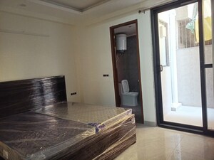 Building Lobby in 2 BHK Builder Floor at Unitech South City 1, South City 1 – for Rent