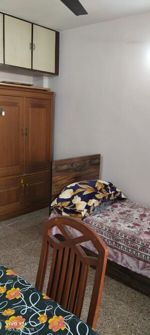 Room in 2 BHK Apartment at HDIL Dheeraj Kiran, Malad West – for Rent