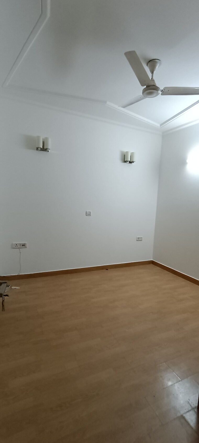 Room, kalkaji 3 Bedroom 1800 Sq.Ft. Builder Floor In Kalkaji Delhi 9520540