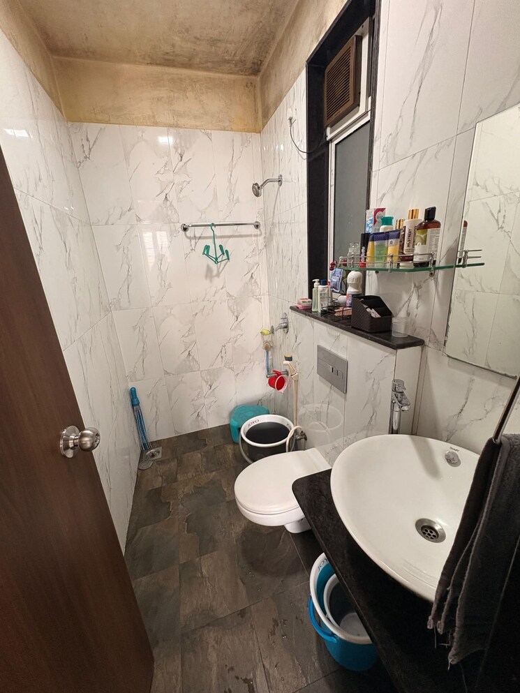 Master Bedroom, vasant-fiona 2 Bedroom 900 Sq.Ft. Apartment In Pokhran Road No Two Thane 9520543