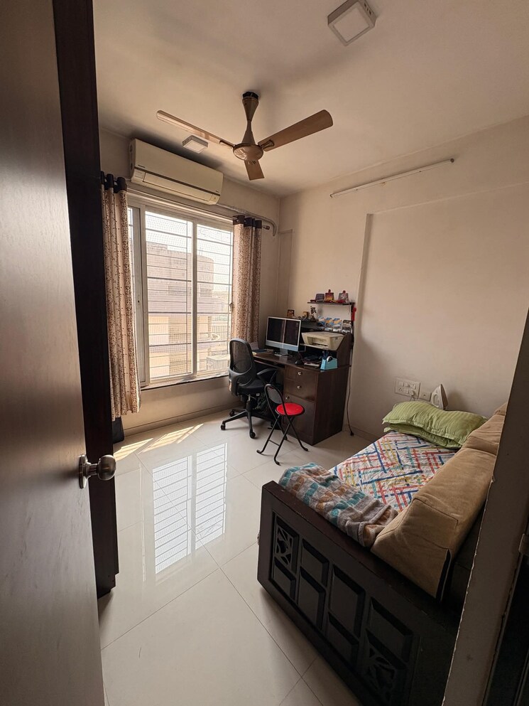 Bedroom, vasant-fiona 2 Bedroom 900 Sq.Ft. Apartment In Pokhran Road No Two Thane 9520543