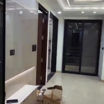 Furnished Amenities in 3 BHK Apartment at Jagdamba Aparmtent, Rohini Sector 13 – for Sale