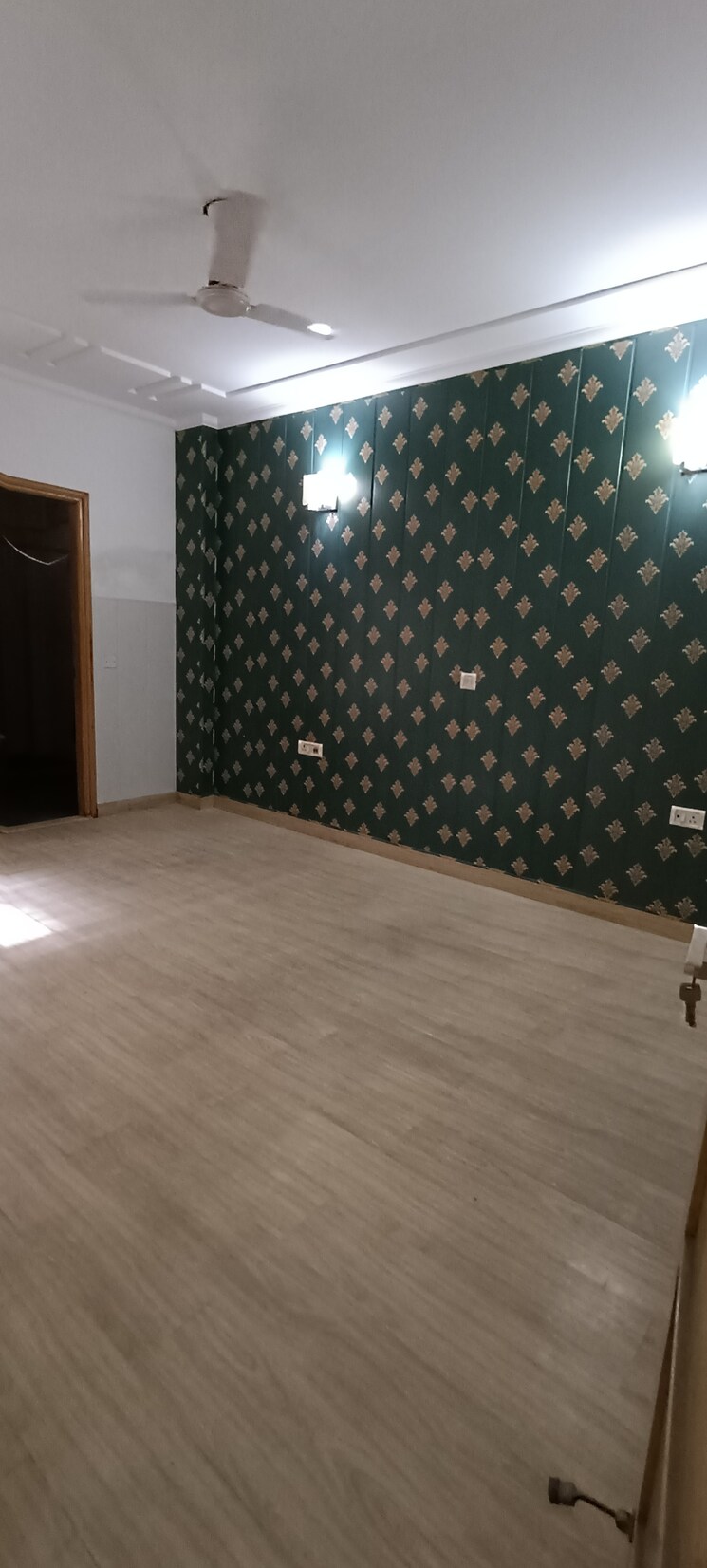 Room, kalkaji 3 Bedroom 1800 Sq.Ft. Builder Floor In Kalkaji Delhi 9520547
