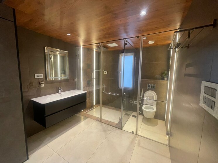 Attached Bathroom, gachibowli 4 Bedroom 3500 Sq.Ft. Apartment In Gachibowli Hyderabad 9520557