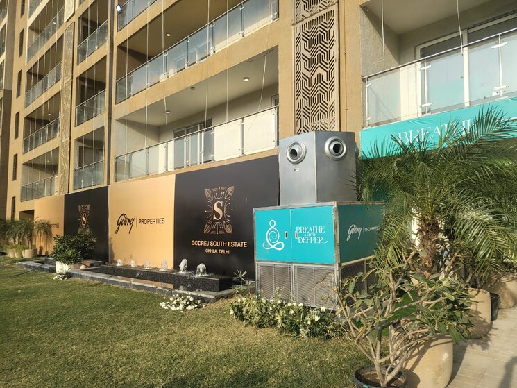 Exterior View, godrej-south-estate-okhla 3 Bedroom 2365 Sq.Ft. Apartment In Okhla Delhi 9520574
