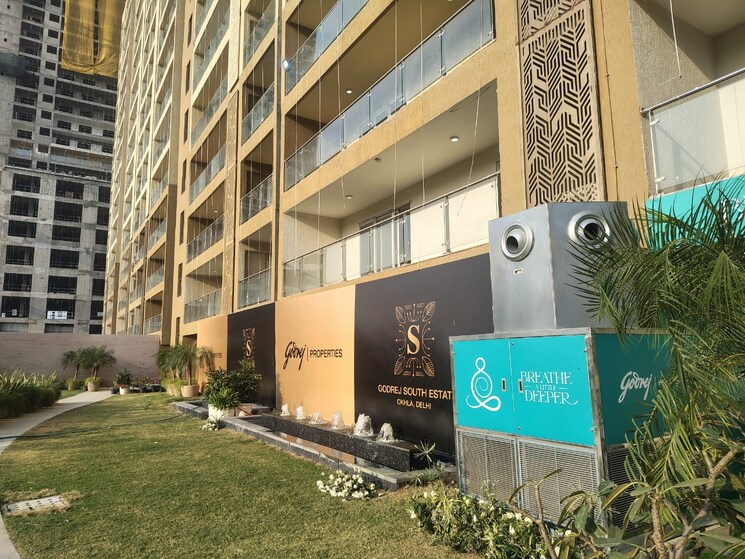 Exterior View, godrej-south-estate-okhla 3 Bedroom 2365 Sq.Ft. Apartment In Okhla Delhi 9520574