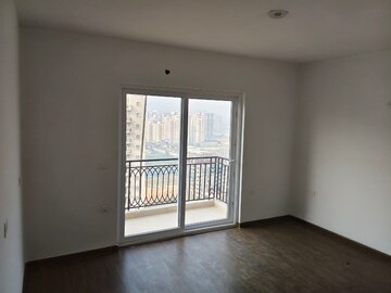 Room in 3 BHK Apartment at ATS Le Grandiose, Sector 150 – for Sale