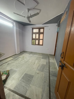 Building Lobby in 2.5 BHK Builder Floor at Acharya Niketan – for Rent