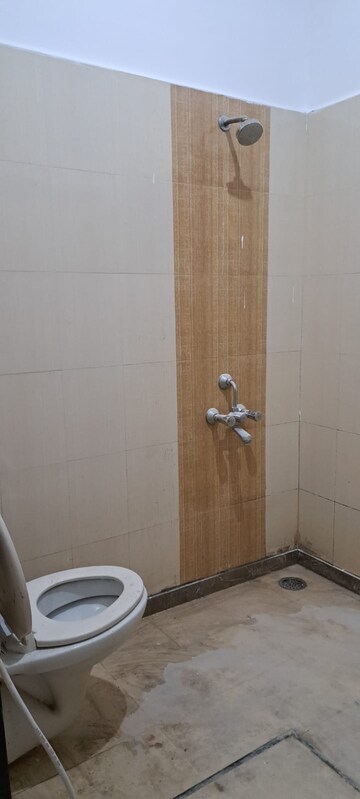 Bathroom in 3 BHK Independent House at Hbr Layout – for Rent