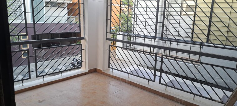 Balcony, hbr layout 3 Bedroom 2400 Sq.Ft. Independent House In Hbr Layout Bangalore 9520594