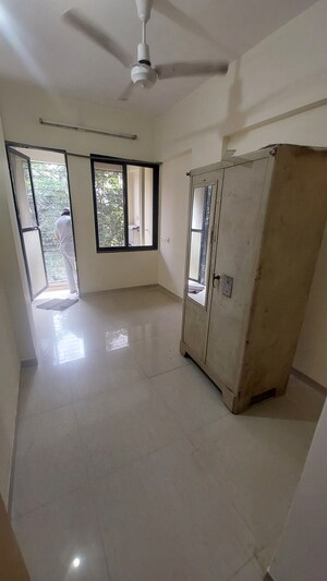1 BHK Apartment For Rent in Charkop Sector 6