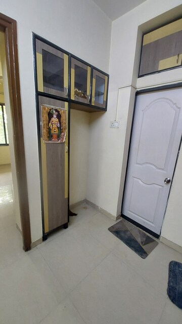 Furnished Amenities in 1 BHK Apartment at Charkop Sector 6 – for Rent