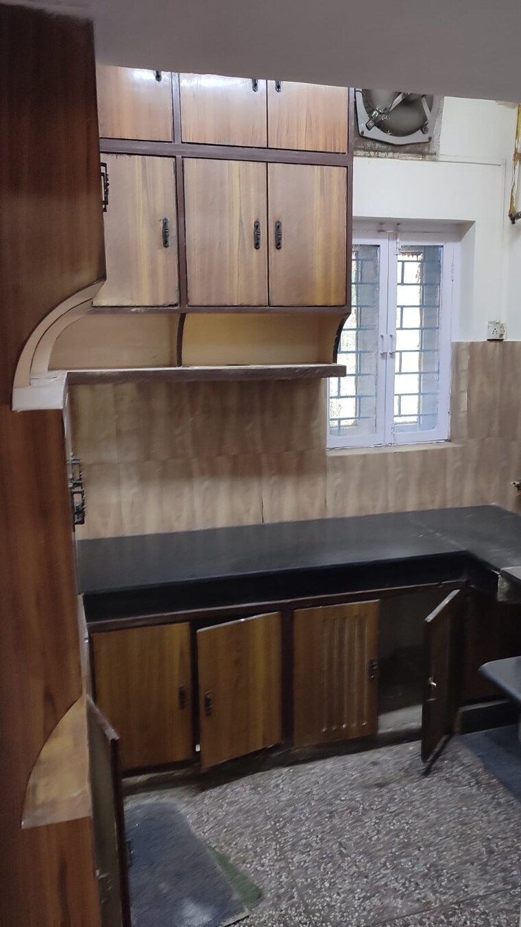 Kitchen, mayur vihar 1.5 Bedroom 750 Sq.Ft. Apartment In Mayur Vihar Delhi 9520599