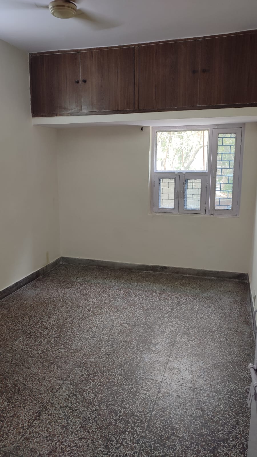 1.5 BHK Apartment For Rent in Mayur Vihar