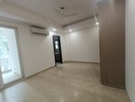 3 BHK + Servant Room 200 Sq.Yd. Builder Floor in East of Kailash Block-B RWA