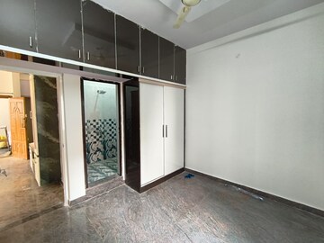 Room in 2 BHK Builder Floor at Hsr Layout – for Rent