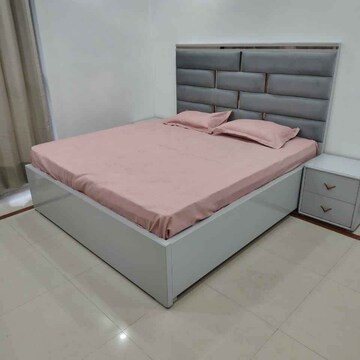 Bedroom in 1 BHK Builder Floor at Sector 9 – for Rent