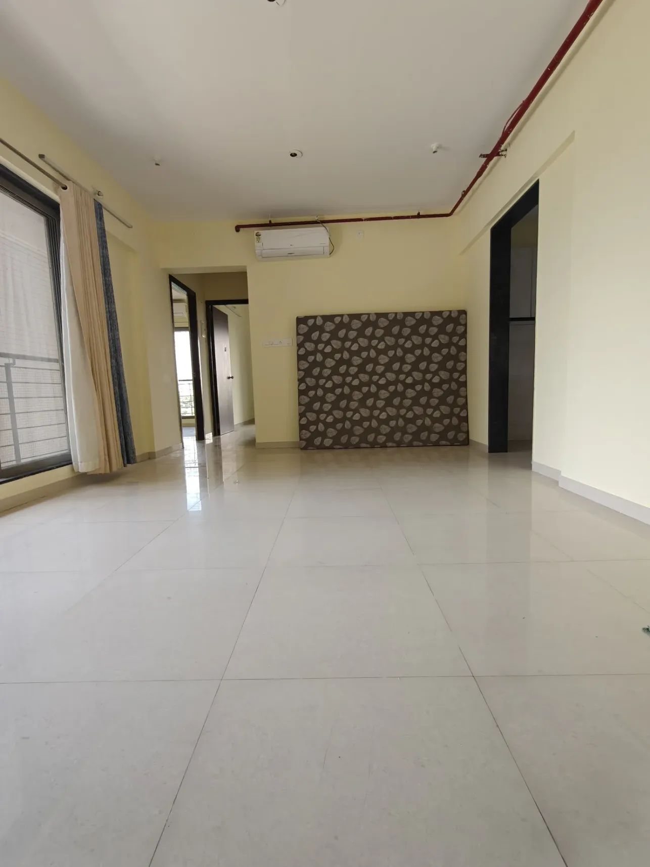 2.5 BHK + Extra Room Apartment For Rent in Runwal Eirene