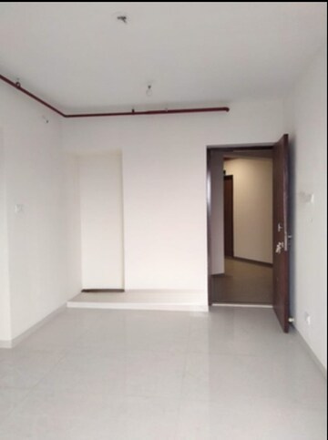 Room in 1 BHK Apartment at Vijay Orovia, Ghodbunder Road – for Rent