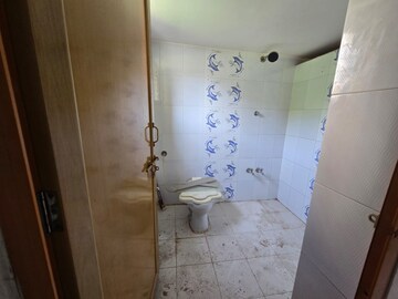 Bathroom in 2 BHK Independent House at New Vip Road – for Rent