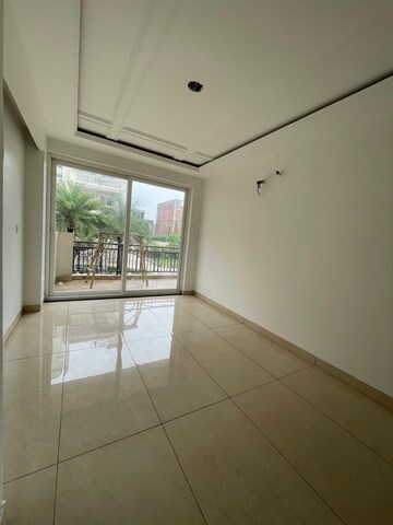 3 BHK Apartment For Rent in Roseate Homes, Ghazipur