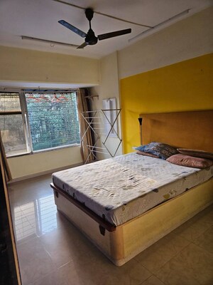Room in  Pg at Borivali East – for Rent