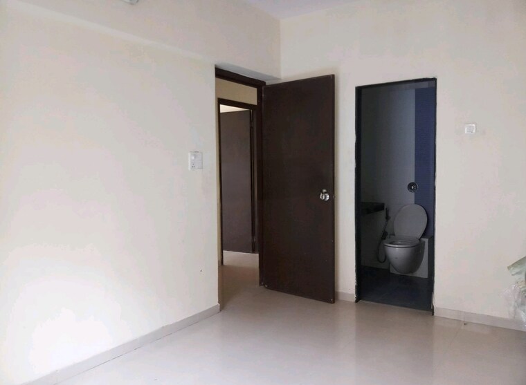 Bedroom, vijay-orovia 2.5 Bedroom 900 Sq.Ft. Apartment In Ghodbunder Road Thane 9520652